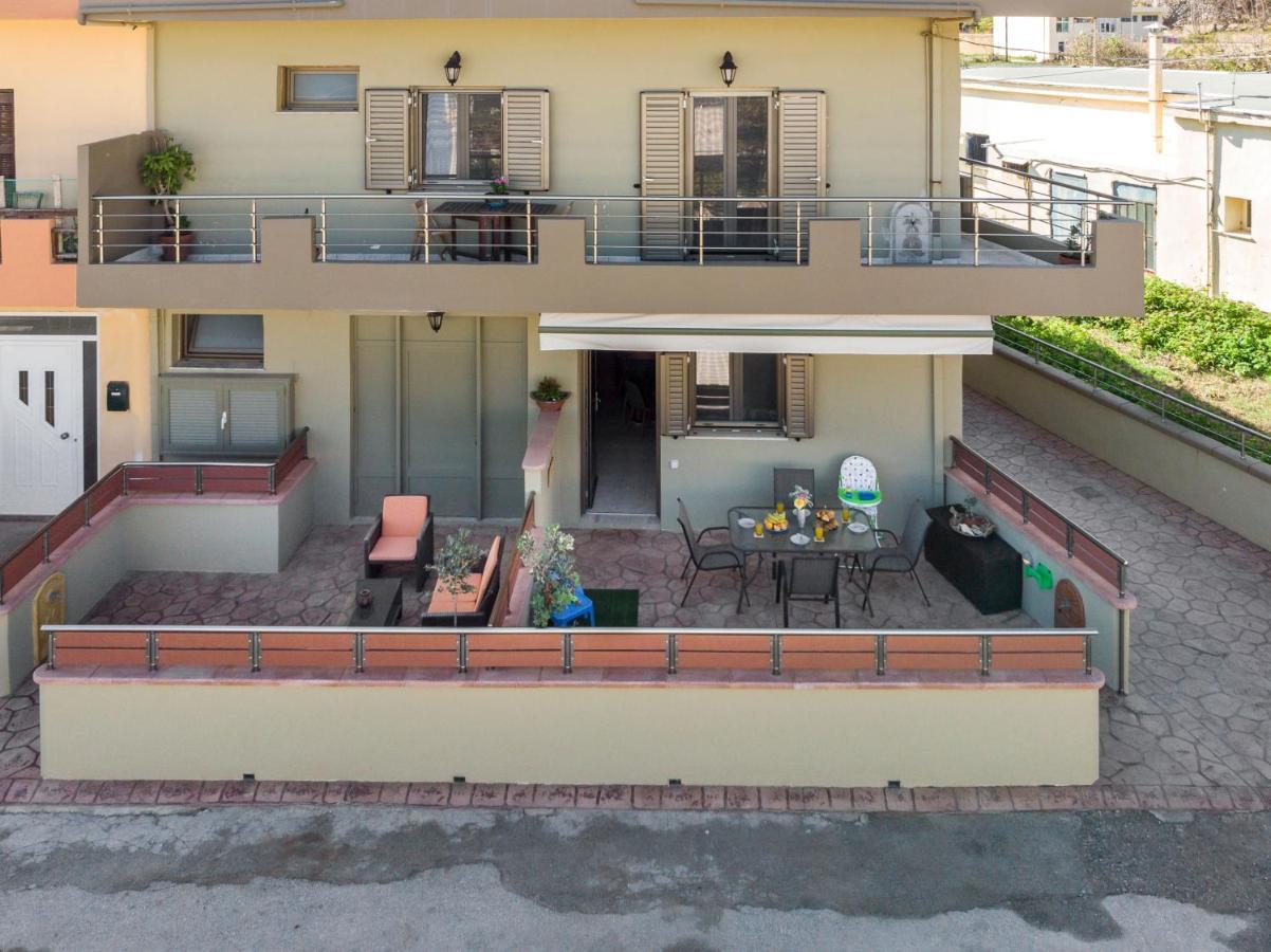 Floral Beach Apt With Lux Extras & Special Treats Kolimvárion Exterior foto