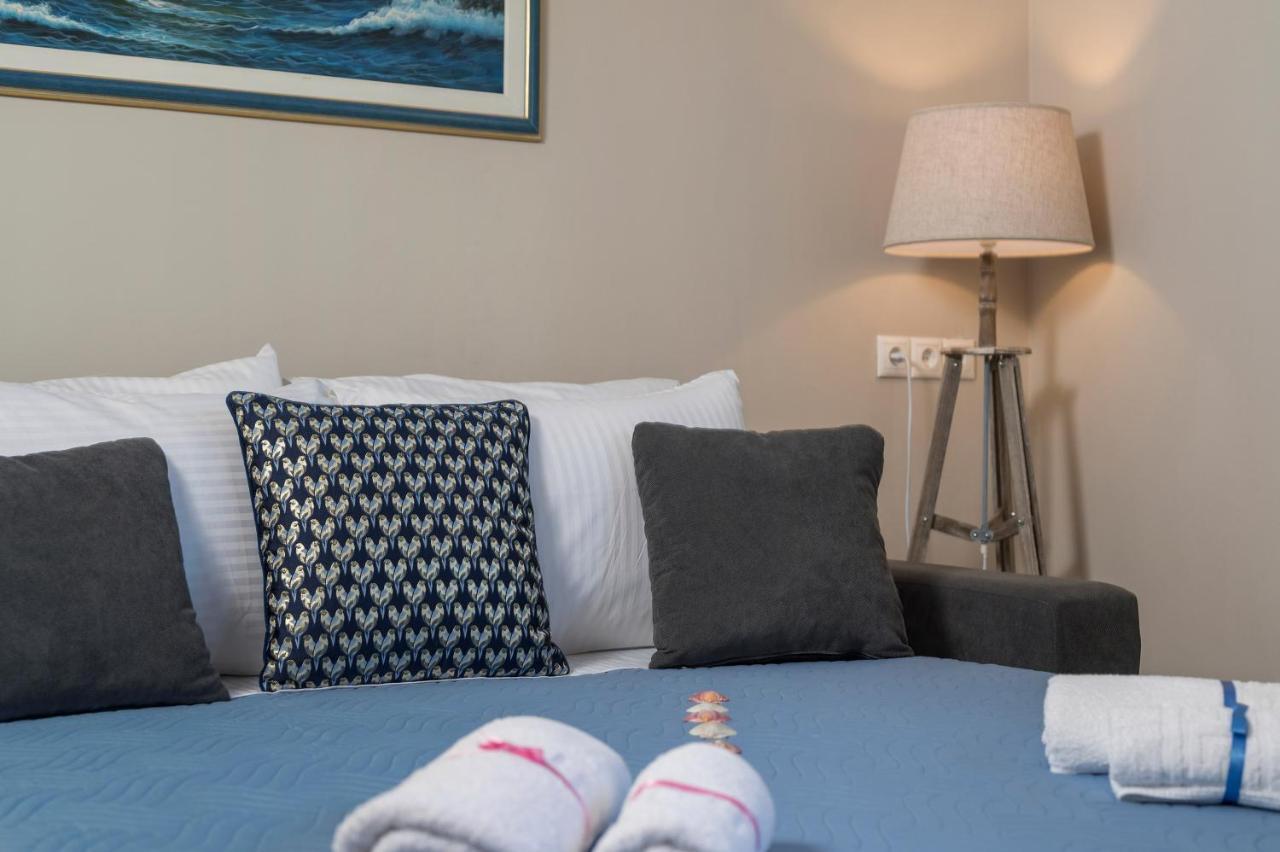 Floral Beach Apt With Lux Extras & Special Treats Kolimvárion Exterior foto